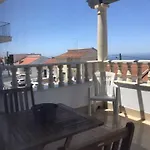 Vivenda Azevedo Πανσιόν Ναζαρέ