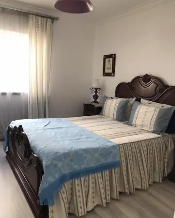 Vivenda Azevedo בית הארחה *